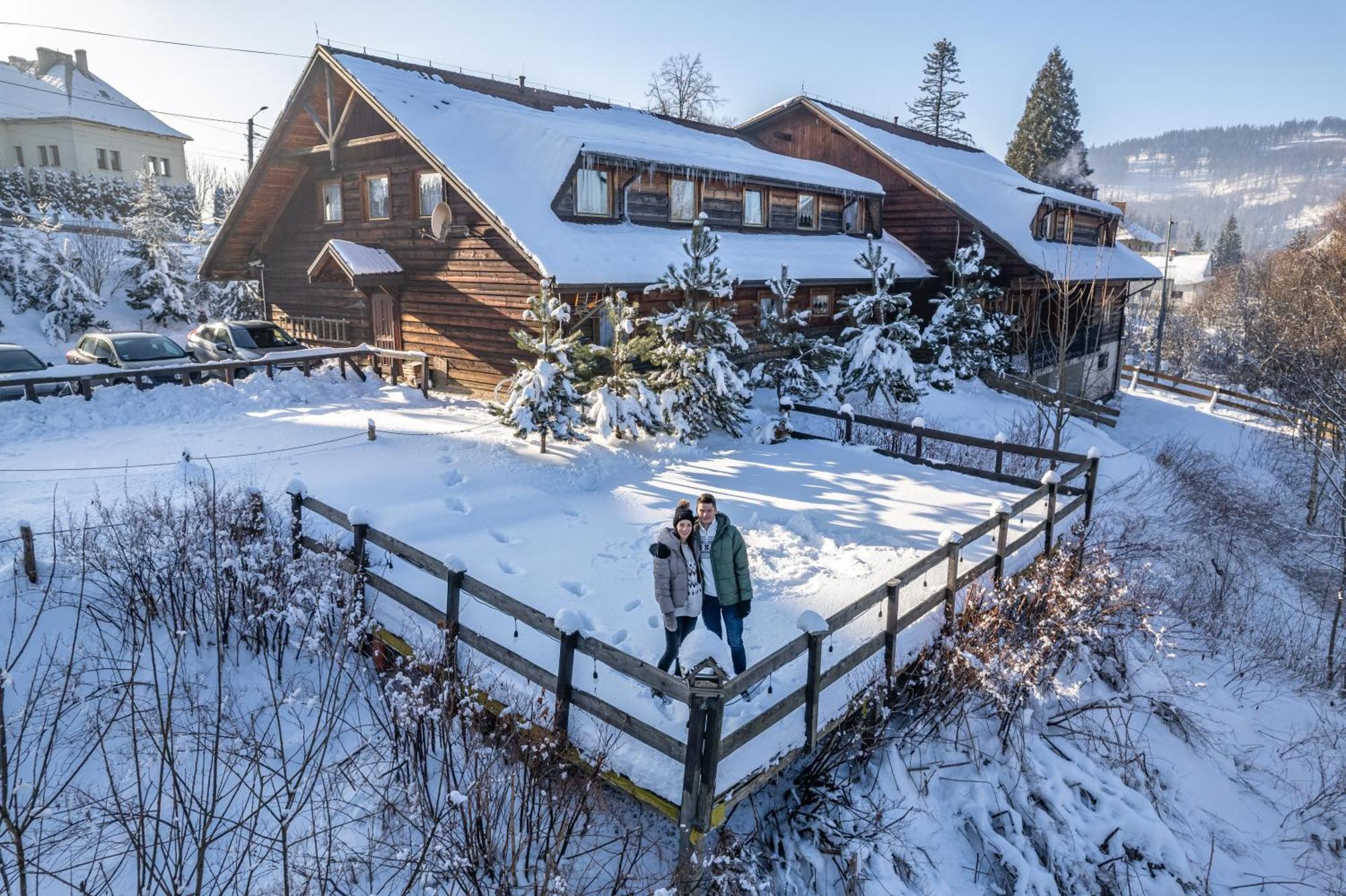 Czarna Owca Bed and Breakfast Istebna Eksteriør billede